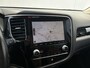 Mitsubishi Outlander 2.4 PHEV Intense+ / Stoel/Stuurverwarming / Climate control / Glazen schuif-/kanteldak / Trekhaak geremd trekgewicht 1500 kg / Navigatie / Bluetooth /