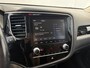Mitsubishi Outlander 2.4 PHEV Intense+ / Stoel/Stuurverwarming / Climate control / Glazen schuif-/kanteldak / Trekhaak geremd trekgewicht 1500 kg / Navigatie / Bluetooth /