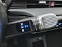 Hyundai Ioniq 5 Connect 77.4 kWh / SOH 100% / Trekgewicht 1600 kg / CCS snelladen / Warmtepomp / Rondomzicht camera / Stuur- Stoel & Achterbank verwarming / Adaptief cruise control / Draadloze telefoon lader / Apple Carplay Android Auto /