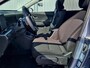 Hyundai Kona Electric Comfort Smart 65.4 kWh / Navigatie / Cruise Control Adaptief / Climate Control / Achterklep Elektrisch / Stoel & Stuurwiel Verwarming Voorzijde /