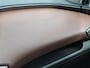 Hyundai Santa Fe 1.6 T-GDI PHEV Premium Sky / SOH 100% / Dealer onderhouden / Glazen schuif- en kanteldak / Head Up Display / Trekgewicht 1350 kg / Elektrische achterklep / Stuur- Stoel & Achterbank verwarming / Rondomzicht camera / Stoelventilatie /