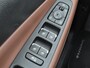 Hyundai Santa Fe 1.6 T-GDI PHEV Premium Sky / SOH 100% / Dealer onderhouden / Glazen schuif- en kanteldak / Head Up Display / Trekgewicht 1350 kg / Elektrische achterklep / Stuur- Stoel & Achterbank verwarming / Rondomzicht camera / Stoelventilatie /