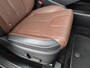 Hyundai Santa Fe 1.6 T-GDI PHEV Premium Sky / SOH 100% / Dealer onderhouden / Glazen schuif- en kanteldak / Head Up Display / Trekgewicht 1350 kg / Elektrische achterklep / Stuur- Stoel & Achterbank verwarming / Rondomzicht camera / Stoelventilatie /