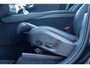 Volvo XC90 T8 AWD Inscription | Adaptieve Cruise Control met Pilot Assist | Parkeerverwarming met timer | Verwarmbare voorstoelen, stuurwiel & zittingen achter | Nappa lederen bekleding met ventilatie | Massagefunctie in de voorstoelen | Elektrisch bedienbare voorstoelen met geheugen | Bowers & Wilkins Premium Audio | Elektrisch bedienbaar glazen panoramisch schuif-/kanteldak | Trekhaak met semi elektrisch inklapbare kogel | Luchtvering met FOUR-C settings | 21 inch Lichtmetalen velgen | 360 graden rondomzicht camera
