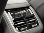 Volvo XC90 T8 AWD Ultra Dark Luchtvering 22" B&W Massage Trekhaak