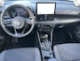 Toyota Yaris 1.5 Hybrid 115 Dynamic | Parkeersensoren | Dode hoek waarschuwing | Stoelverwarming | LED koplampen |