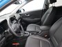 Hyundai Kona 1.6 GDI HEV Premium/ Trekhaak / Lederen bekleding / 1ste Eigenaar / Dealer onderhouden / Adaptieve Cruise Control / | Achteruitrijcamera | Apple Carplay/Android Auto|telefoonintegratie premium | Grootlichtassistent