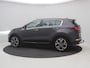 Kia Sportage 1.6 T-GDI GT-Line / Dealer Onderhouden / 7 Jaar Garantie / GT-Line / Camera / Stoel en Stuurverwarming / Panoramadak / Cruise Control / 1600Kg Trekgewicht / Trekhaak / | Achterbank verwarmd | Achteruitrijcamera | Elektrisch glazen panorama-dak