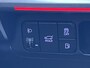 Hyundai Santa Fe 1.6 T-GDI PHEV Premium 4WD / Fabrieksgarantie tot 12-2029 / Dealer onderhouden / Afneembare Trekhaak / HUD / EAER 54 km / Camera 360° / Stoelventilatie / Stuur-, stoel- & achterbankverwarming / 20" LM wielen & All Season banden / | Achterbank verwarmd | Achteruitrij assistent | Afneembare trekhaak 1.010 kg