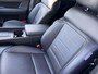Hyundai Santa Fe 1.6 T-GDI PHEV Premium 4WD / Fabrieksgarantie tot 12-2029 / Dealer onderhouden / Afneembare Trekhaak / HUD / EAER 54 km / Camera 360° / Stoelventilatie / Stuur-, stoel- & achterbankverwarming / 20" LM wielen & All Season banden / | Achterbank verwarmd | Achteruitrij assistent | Afneembare trekhaak 1.010 kg