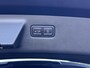 Hyundai Santa Fe 1.6 T-GDI PHEV Premium 4WD / Fabrieksgarantie tot 12-2029 / Dealer onderhouden / Afneembare Trekhaak / HUD / EAER 54 km / Camera 360° / Stoelventilatie / Stuur-, stoel- & achterbankverwarming / 20" LM wielen & All Season banden / | Achterbank verwarmd | Achteruitrij assistent | Afneembare trekhaak 1.010 kg