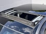 Hyundai Kona 1.6 GDI HEV Premium Sky / Fabrieksgarantie tot 10-2028 / Schuifdak / Leder / Camera 360° / Elektr. stoelen en klep / Stoelventilatie / Stuur-, stoel- en achterbankverwarming / Navi / Apple Carplay Android / 18" LM wielen / | 1.300 kg trekgewicht | 18-inch lichtmetalen velgen met 215/55 R18-banden | Abyss Black Pearl