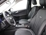 Ford Kuga 2.5 PHEV Vignale / 1.500kg Trekgewicht / HUD / Driver Assistance Pack / Technology Pack / Stuur-, Stoel en Achterbank verwarming / Adaptieve CC / Apple Carplay Android Auto / | Achterbank verwarmd | Achteruitrijcamera | Active Braking/Pre-Collision Assist (voor auto's, voetgangers en fietsers)