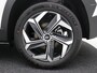 Hyundai Tucson 1.6 T-GDI PHEV Comfort Smart 4WD / 1350KG Trekgewicht / Navigatie + Apple Carplay/Android Auto / Climate Control / Keyless Entry & Start / 19" LMV / Automatische Achterklep / Bluelink /