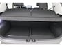 Hyundai Inster Evolve 49 kWh / Navigatie / Adaptieve Cruise Control / NL Auto / Fabrieksgarantie / Keyless Entry / 17" LMV / Dakrails / Historie aanwezig / | 17" LMV / Verschuifbare achterbank / 3-Fase Laden | Achteruitrijcamera | Apple Carplay/Android Auto|telefoonintegratie premium