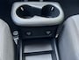 Hyundai Ioniq 5 Style 58 kWh / Fabrieksgarantie tot 10-2028 / Accu SoH 100 % / CCS snel laden / WLTP 384 km stad 587 km / Navigatie / Apple Carplay Android / Adapt. CC / 19"LM wielen & All Season banden /