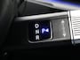 Hyundai Santa Fe 1.6 T-GDI PHEV Comfort Smart 4WD 7p / 7 persoons / Navigatie  / 1010KG Trekgewicht / Keyless Entry & Start&Go / Achteruitrijcamera / Parkeersensoren /  Full Option /