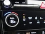 Hyundai Santa Fe 1.6 T-GDI PHEV Comfort Smart 4WD 7p / 7 persoons / Navigatie  / 1010KG Trekgewicht / Keyless Entry & Start&Go / Achteruitrijcamera / Parkeersensoren /  Full Option /