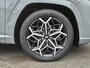 Hyundai Tucson 1.6 T-GDI HEV N Line Sky / Dealer onderhouden / Fabrieksgarantie tot 03-2027 / Trekhaak afneembaar / Panorama schuifdak / Trekgewicht 1650 kg / Navigatie / Apple Carplay Android / Elektrische achterklep / Stuur- Stoel & Achterbank verwarming / Rondomzicht camera /