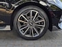 Hyundai i20 1.0 T-GDI Premium / Navigatie via Apple Carplay of Android Auto / Stuur- & Stoel verwarming / Achteruitrijcamera / Cruise control / Parkeersensoren achter / Climate control / Trekgewicht 1110 kg /