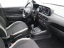 Hyundai i10 1.0 Comfort Smart 5-zits / Navigatie / Cruise Control / LMV / 5-Persoons / Airco / Stoelverwarming voor / Stuurwiel verwarming / Parkeersensoren achter / Achteruitrijcamera / Apple CarPlay & Android Auto / Fabrieksgarantie tot 26-05-2030 /