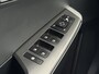 Kia EV6 Edition 77.4 kWh / SOH 100% / Fabrieksgarantie tot 05-2032 / 1.600 kg trekgewicht / Android Auto & Apple Carplay / Navigatie / Cruise Control Adaptief / Climate Control / DAB / Draadloze Telefoonlader / Camera / Parkeerassistent / 19" Lichtmetalen Wielen | Achteruitrijcamera | Apple Carplay/Android Auto | File assistent