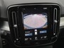 Volvo XC40 1.5 T5 Recharge Plus Dark / All season banden / Harman/Kardon Audio Systeem / Park Assist Pack & Seat Pack / Trekgewicht 1.800 kg / Stuur- & Stoelverwarming / Navigatie d.m.v. Apple Carplay/Android auto / Achteruitrijcamera /