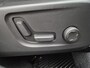Volvo XC40 1.5 T5 Recharge Plus Dark / All season banden / Harman/Kardon Audio Systeem / Park Assist Pack & Seat Pack / Trekgewicht 1.800 kg / Stuur- & Stoelverwarming / Navigatie d.m.v. Apple Carplay/Android auto / Achteruitrijcamera /
