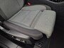 Volvo XC40 1.5 T5 Recharge Plus Dark / All season banden / Harman/Kardon Audio Systeem / Park Assist Pack & Seat Pack / Trekgewicht 1.800 kg / Stuur- & Stoelverwarming / Navigatie d.m.v. Apple Carplay/Android auto / Achteruitrijcamera /