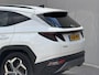 Hyundai Tucson 1.6 T-GDI PHEV Comfort Smart 4WD / Fabrieksgarantie tot 1-2028 / Volledig Onderhouden / Navigatie / Camera / PDC / DAB / Dodehoek Detectie / All Season Banden / Stoelverwarming /
