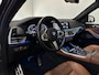 BMW X5 45e M-Performance Seats | 360 View | Panorama | ACC | Kristal pook | Head-Up | Laser-LED | Memory | Harman-Kardon | Keyless-Go | Trekhaak | Drive Assist Pro. | Leder | 4-Zone Clima | Standkachel | Rijklaarprijs & Bovag garantie | Carplay | Draadloos Laden | DAB | Sfeerverlichting |