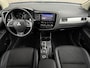 Mitsubishi Outlander 2.0 PHEV Business Edition | Trekhaak | Dealer onderhouden | Navigatie | Climate control |