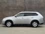 Mitsubishi Outlander 2.0 PHEV Business Edition | Trekhaak | Dealer onderhouden | Navigatie | Climate control |
