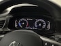 Volkswagen T-Roc 1.5 TSI R-Line | Panorama | IQ-Light | ACC | Black-Line | Keyless-Entry | 19 inch | Carplay | Stuurverwarming | Dodehoek | Virtual-Cockpit | Stoelverwarming | Leder Dashboard | Climate Control | Autom. Parkeren | Autom. Achterklep | Draadloos Laden |