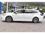 Toyota Corolla Touring Sports 1.8 Hybrid Dynamic Team D Stoel/Stuurverwarming | Navigatie | BSM | 100% Onderhouden | 12 mnd BOVAG garantie | Whatsapp 06-53188999
