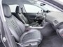 Peugeot 308 SW 1.2 PureTech Blue Lease Premium | Panoramadak | Navigatie | Stoelverwarming | Climate control