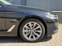 BMW 5-Serie Touring 5 Serie Touring 530e xDrive Executive / Elektrische trekhaak 2.000 kg / SOH 89% / LED / Volledig Dealer Onderhouden / Leder / Apple Carplay/Android Auto / Camera / Navigatie / Stoel Verwarming / Zonne Wering / ACC /