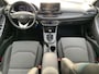 Hyundai i30 Wagon 1.5 T-GDi MHEV Premium / Dealer onderhouden / Trekhaak / 1410 kg Trekgewicht / Navigatie / Stoel & Stuurverwarming / Apple Carplay & Android Auto /