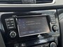 Nissan Qashqai 1.6 N-Connecta / Navigatie / Trekhaak (1500KG trekgewicht) / Stoelverwarming /
