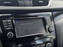 Nissan Qashqai 1.6 N-Connecta / Navigatie / Trekhaak (1500KG trekgewicht) / Stoelverwarming /