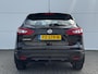 Nissan Qashqai 1.6 N-Connecta / Navigatie / Trekhaak (1500KG trekgewicht) / Stoelverwarming /