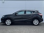 Nissan Qashqai 1.6 N-Connecta / Navigatie / Trekhaak (1500KG trekgewicht) / Stoelverwarming /