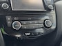 Nissan Qashqai 1.6 N-Connecta / Navigatie / Trekhaak (1500KG trekgewicht) / Stoelverwarming /