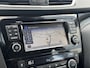 Nissan Qashqai 1.6 N-Connecta / Navigatie / Trekhaak (1500KG trekgewicht) / Stoelverwarming /