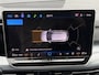 Volkswagen Golf Variant 1.5 TSI R-Line Edition / Airco / Stuur & Stoelverwarming / Adaptive cruise control / hill hold / Apple Carplay Android Auto / Navigatie / PDC voor & achter / All Seasonbanden /