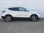 Nissan Qashqai 1.3 DIG-T Design Edition / Airco (automatisch) / Cruise control / Panoramadak / Navigatiesysteem full map /