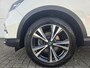 Nissan Qashqai 1.3 DIG-T Design Edition / Airco (automatisch) / Cruise control / Panoramadak / Navigatiesysteem full map /