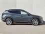 Hyundai Tucson 1.6 T-GDI PHEV Comfort Smart / Facelift Model / Dealer onderhouden / Fabrieksgarantie tot 09-2029 / Head Up Display / Trekgewicht 1210 kg / Elektrische achterklep / Achteruitrijcamera / Draadloze telefoon lader / Apple Carplay Android Auto / Stuur- & Stoelverwarming / Keyless Entry/Start /