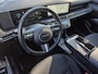 Hyundai Tucson 1.6 T-GDI PHEV Comfort Smart / Facelift Model / Dealer onderhouden / Fabrieksgarantie tot 09-2029 / Head Up Display / Trekgewicht 1210 kg / Elektrische achterklep / Achteruitrijcamera / Draadloze telefoon lader / Apple Carplay Android Auto / Stuur- & Stoelverwarming / Keyless Entry/Start /