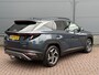 Hyundai Tucson 1.6 T-GDI PHEV Comfort Smart 4WD / Sky / Dealer Onderhouden / Trekhaak / 1350KG Trekgewicht / Schuif Kantel Dak / Adaptive Cruise / Apple Carplay&Adnroid Auto / Keyless /